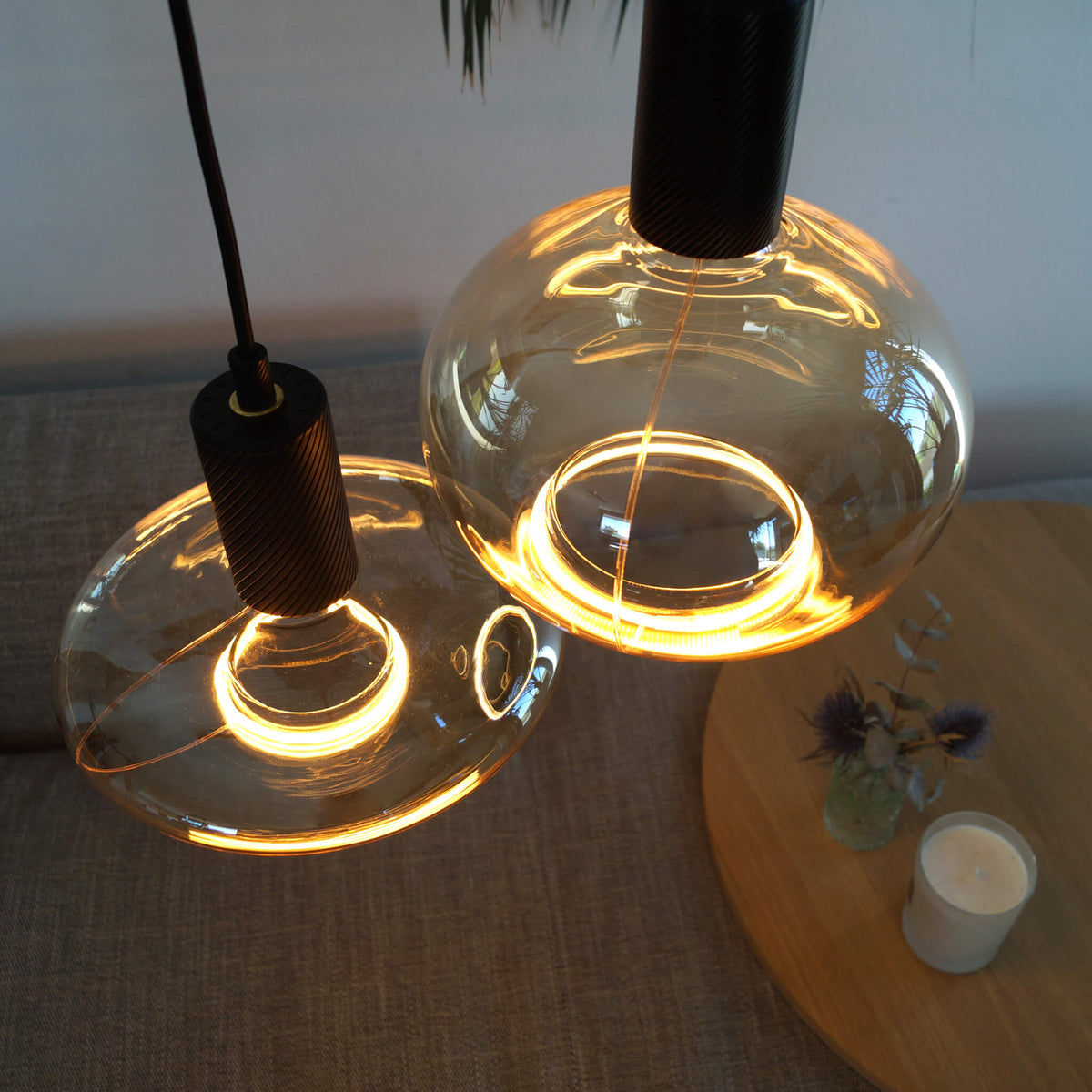 SEGULA LED Floating Ufo 220 smokey grau – E27, 4,5 W, 1.900 K, dimmbar – Bild 4