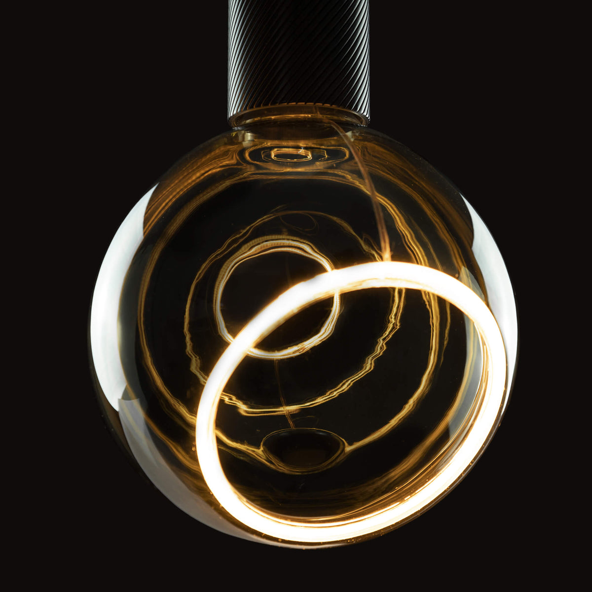 SEGULA LED Floating Globe 150 45° smokey grau – E27, 6 W, 1.900 K, dimmbar – Bild 3