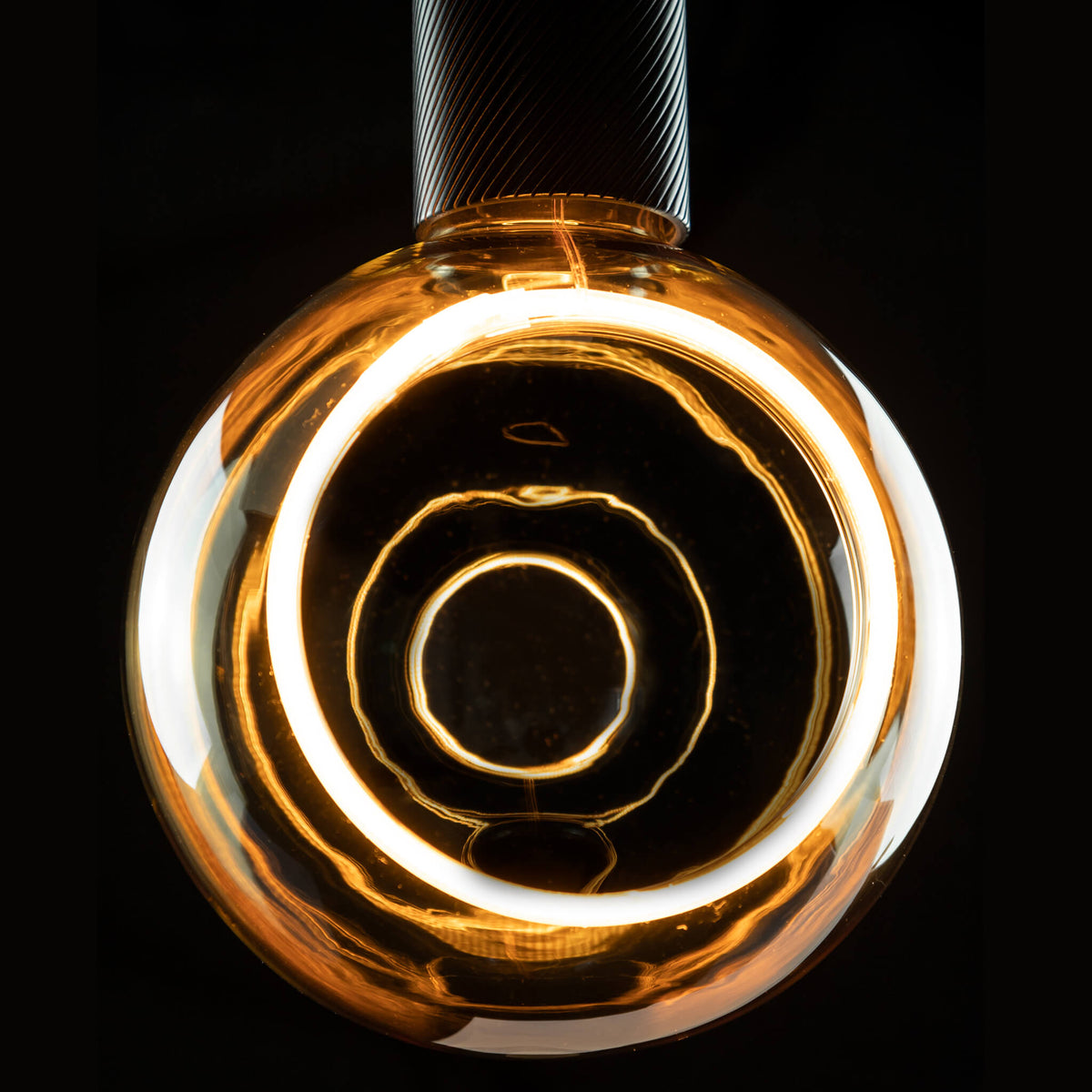 SEGULA LED Floating Globe 150 90° golden – E27, 4,5 W, 2.200 K, dimmbar – Bild 3