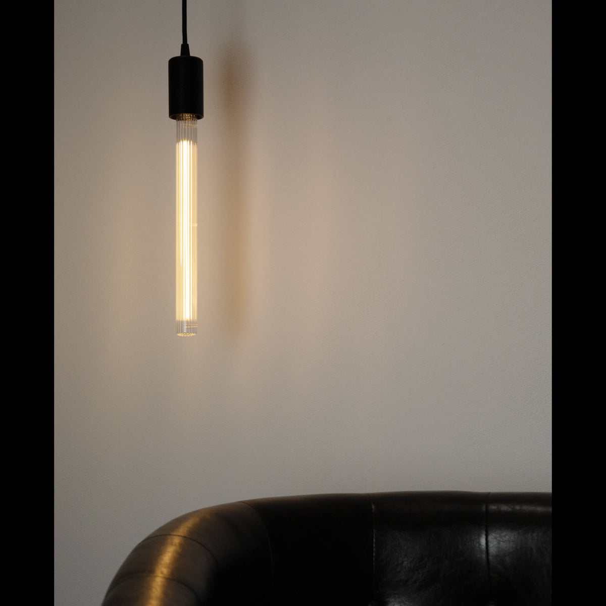 SEGULA LED Soft Tube T300 rippled klar – E27, 4,5 W, 2.200 K, dimmbar – Bild 3