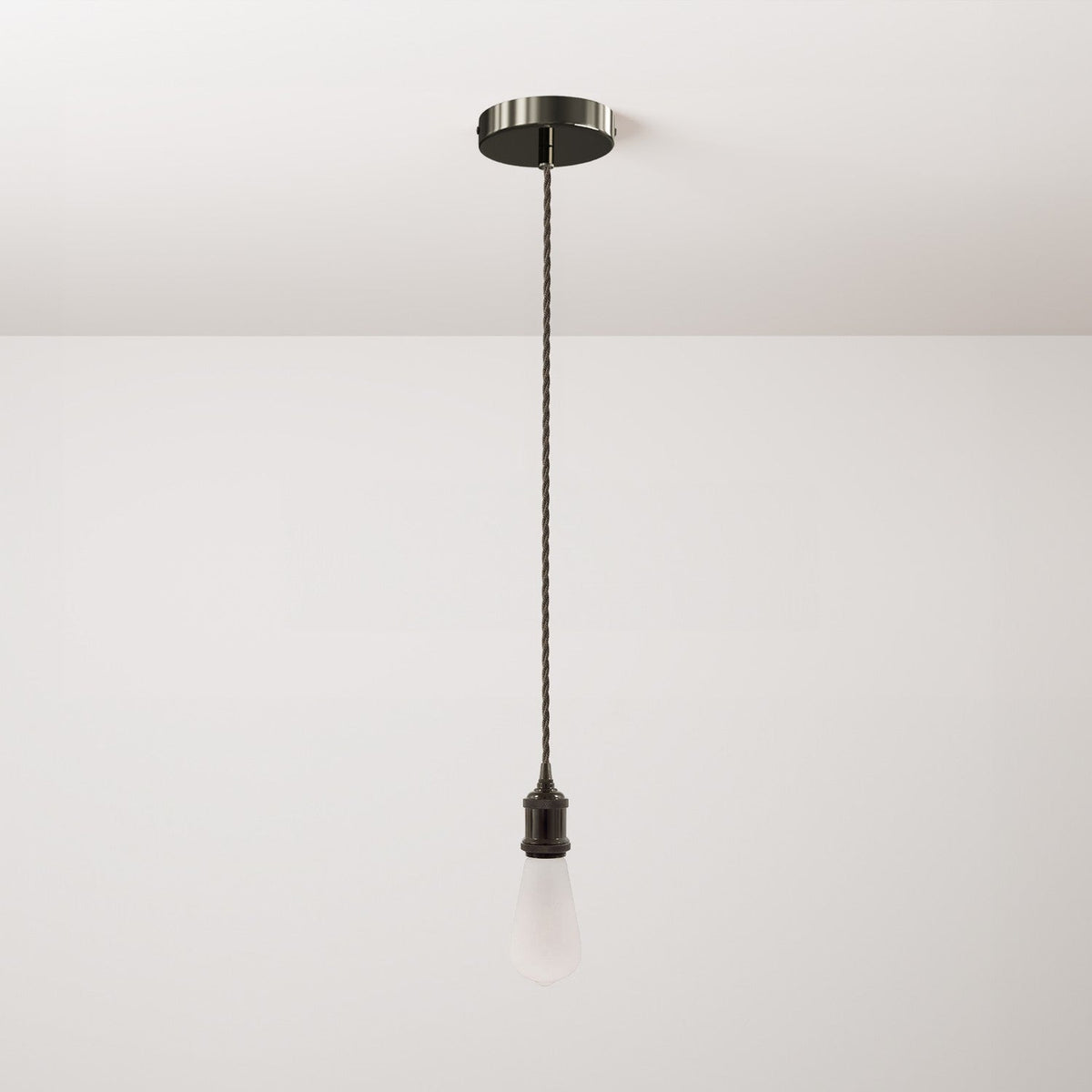 Pendelleuchte komplett mit geflochtenem Stoffkabel und Lampenfassung aus Aluminium – Perlenschwarz