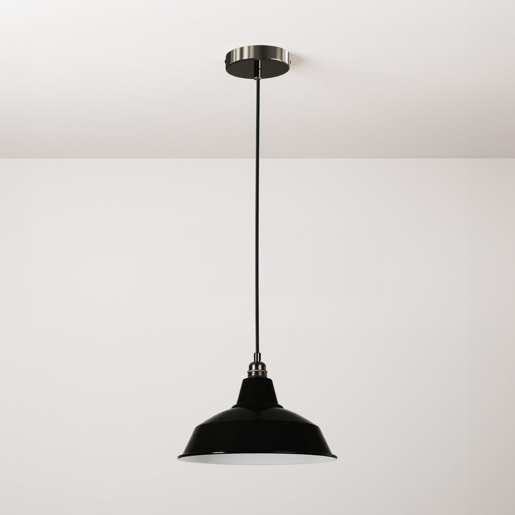 Pendelleuchte mit Stoffkabel, Bistrot-Lampenschirm und Metall-Details – Schwarz