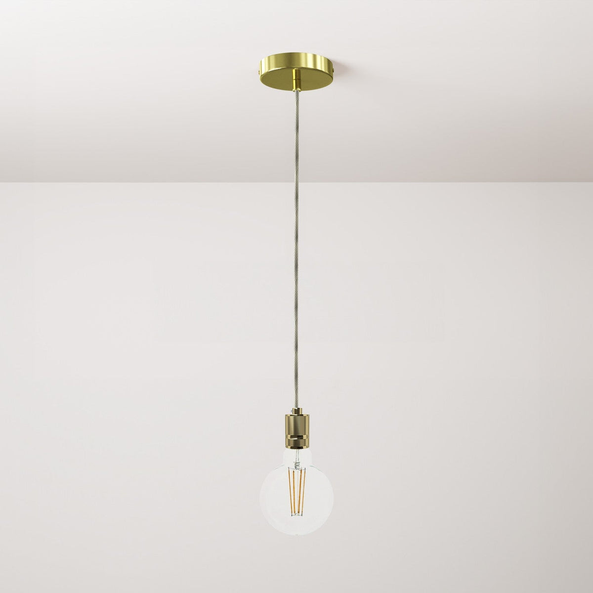 Pendelleuchte mit Textilkabel und Aluminium-Lampenfassung geriffelt – Messing