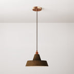 Komplette Hängeleuchte mit Textilkabel, Industrieschirm aus Keramik und Metallakzenten – Corten-Optik