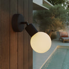 Außenwandleuchte Modulair IP65 mit verstellbarem Gelenk und kugelförmigem, bruchsicherem Unbreak-a-Ball-Lampenschirm - Schwarz – Ansicht 3