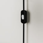 Wandleuchte aus Metall mit zweipoligem Stecker – Schwarz – Ansicht 3