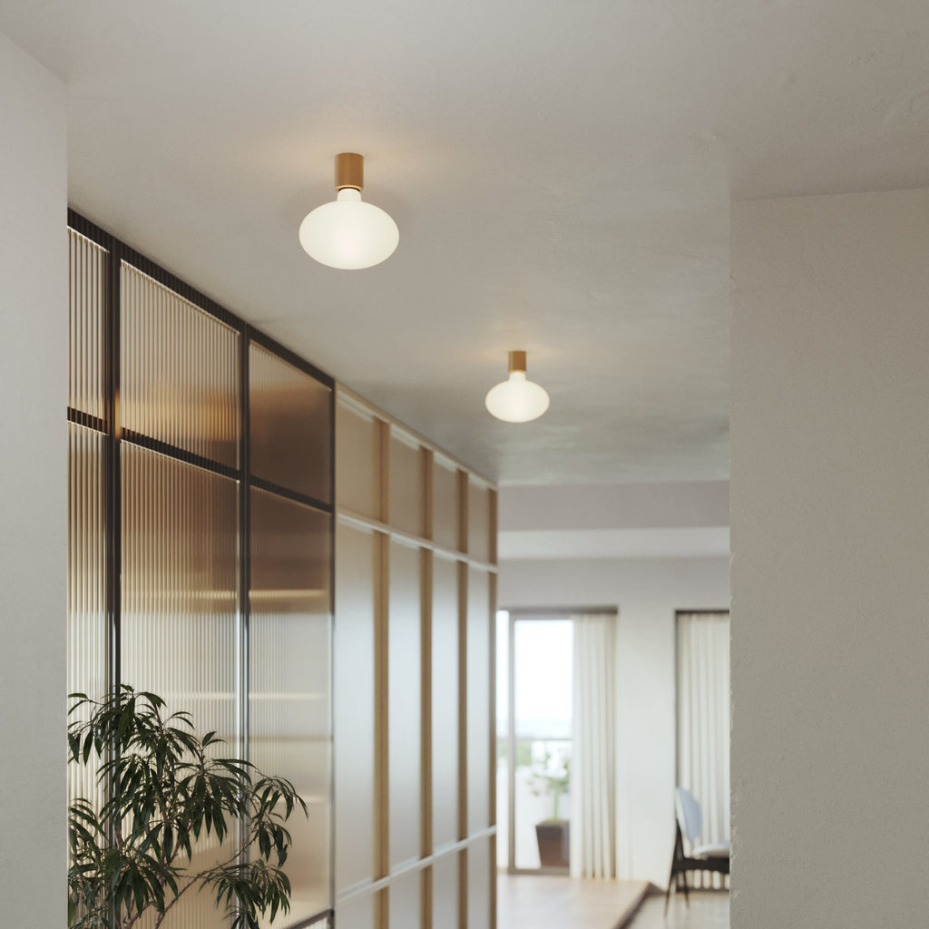 Metall-Wandleuchte mit LED-Glühbirne Ellipse in Porzellanoptik – Satinbronze – Ansicht 2