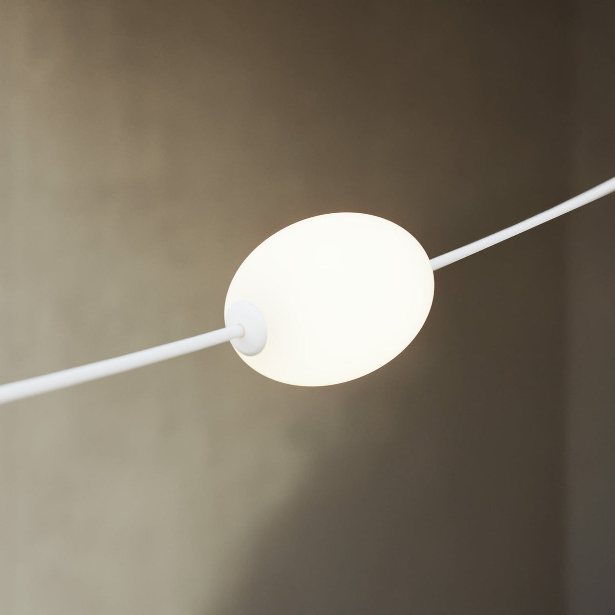 Lichterkette GRID mit 7 Lichtpunkten für außen IP67 Sandweiß – Marina GRID – Ansicht 6