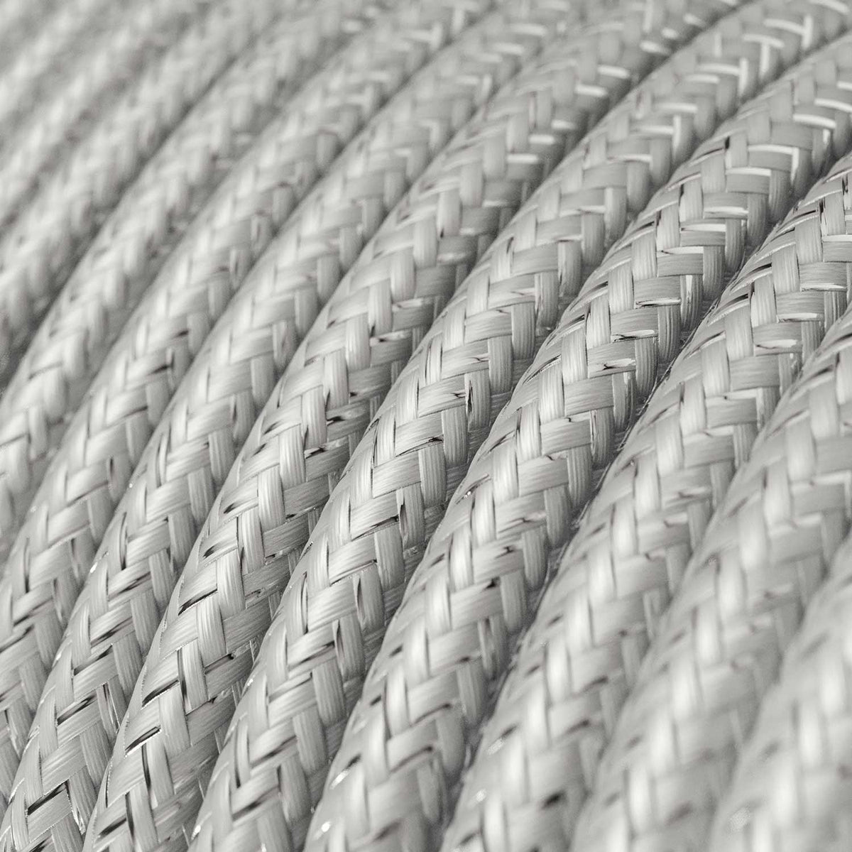 Glänzendes und glitzerndes silbernes Textilkabel – Ansicht 2