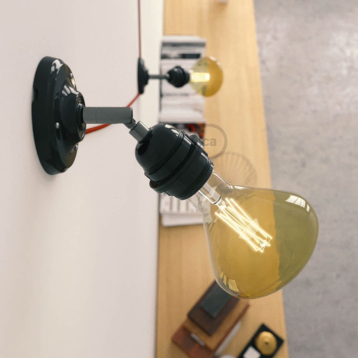 Fermaluce Classic 90° mit E27-Gewindefassung, schwenkbare Wandlampe in Porzellan - Schwarz – Ansicht 2