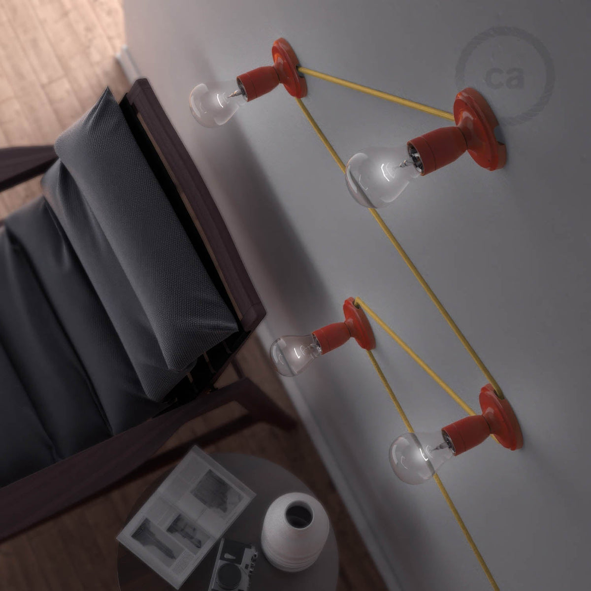 Fermaluce Color, der bunte Lichtpunkt aus Porzellan für Wand oder Decke – Rot – Ansicht 2