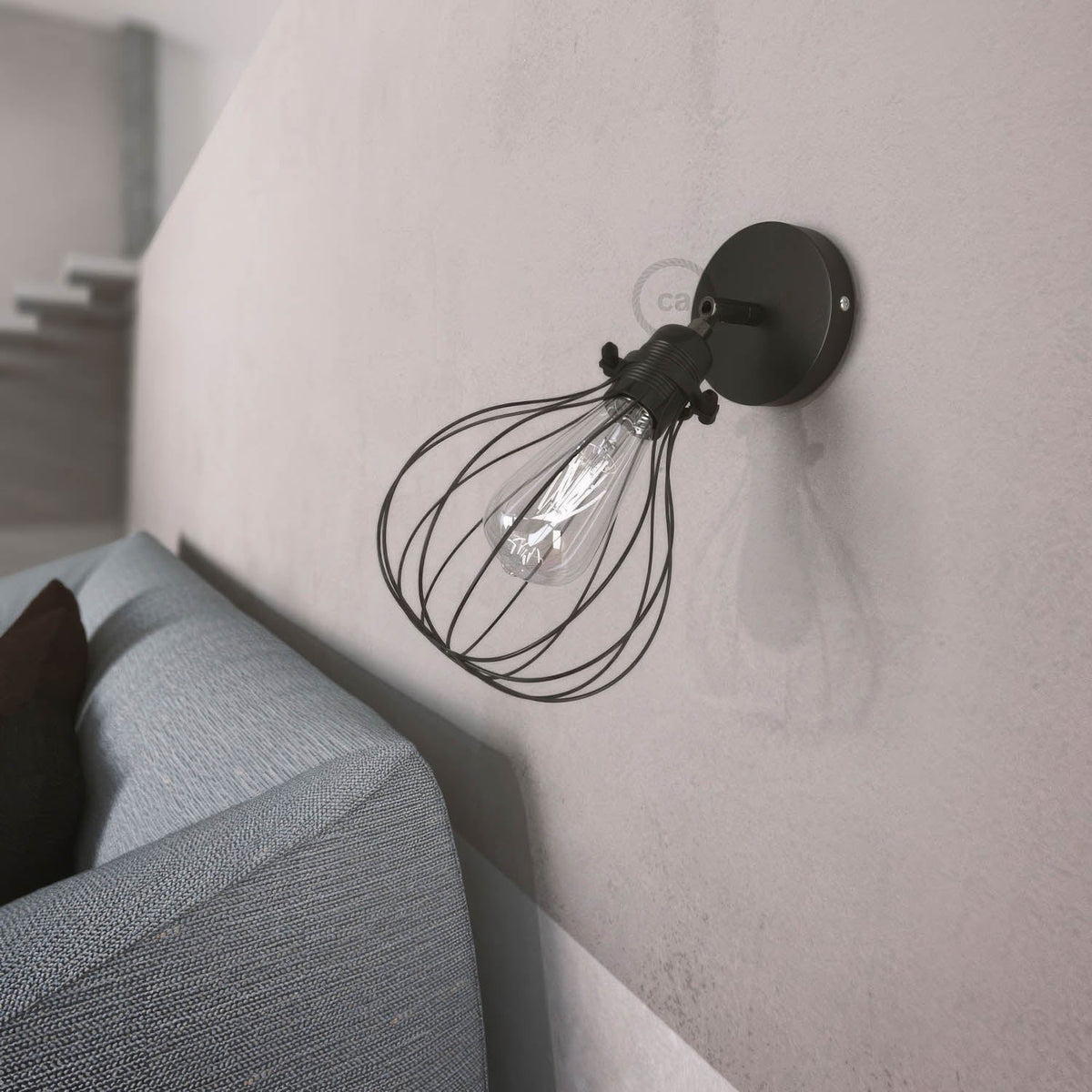 Fermaluce Metallo 90° mit Drop-Lampenschirm, wandmontierte, ausrichtbare Lampe aus Metall – Perlschwarz – Ansicht 2