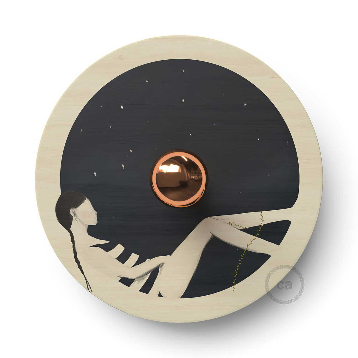 Fermaluce Romantic mit UFO-Lampenschirm aus Holz, beidseitig illustriert von Chiara Fucà – Ansicht 4