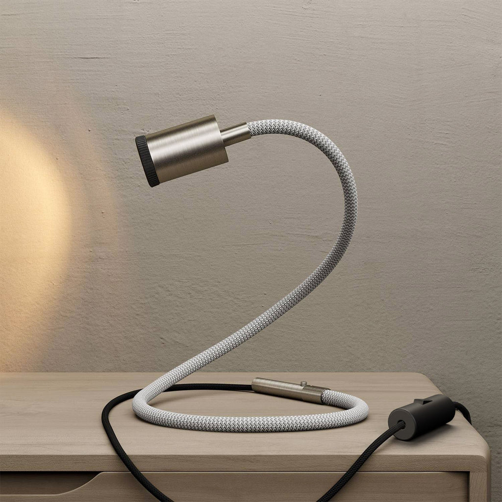 GU1d-one Schwenkbare Lampe ohne Sockel mit Mini-LED-Spot – Satin-Titan – Ansicht 2