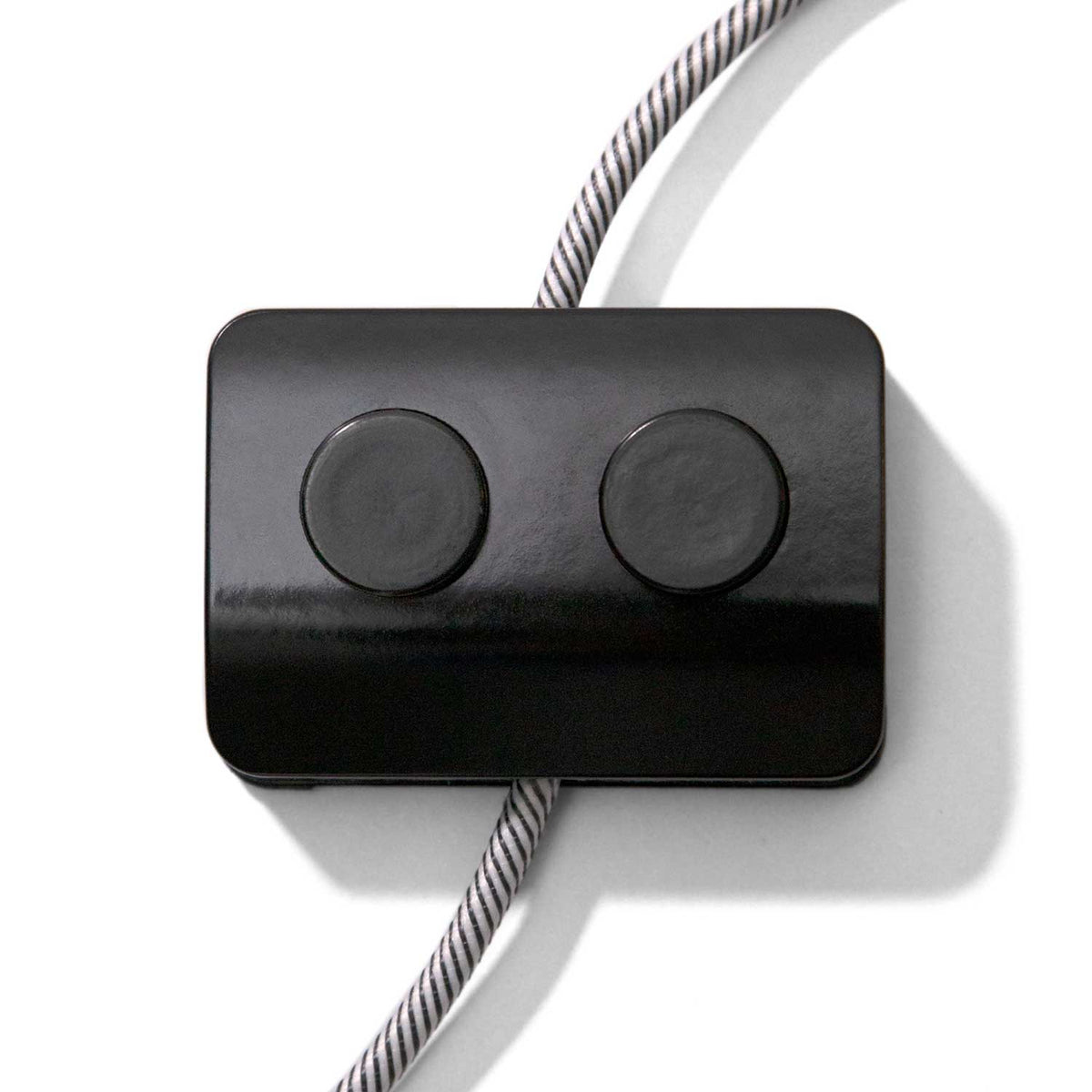 Einpoliger Fußschalter Schwarz mit Doppelfunktion – Design by Achille Castiglioni