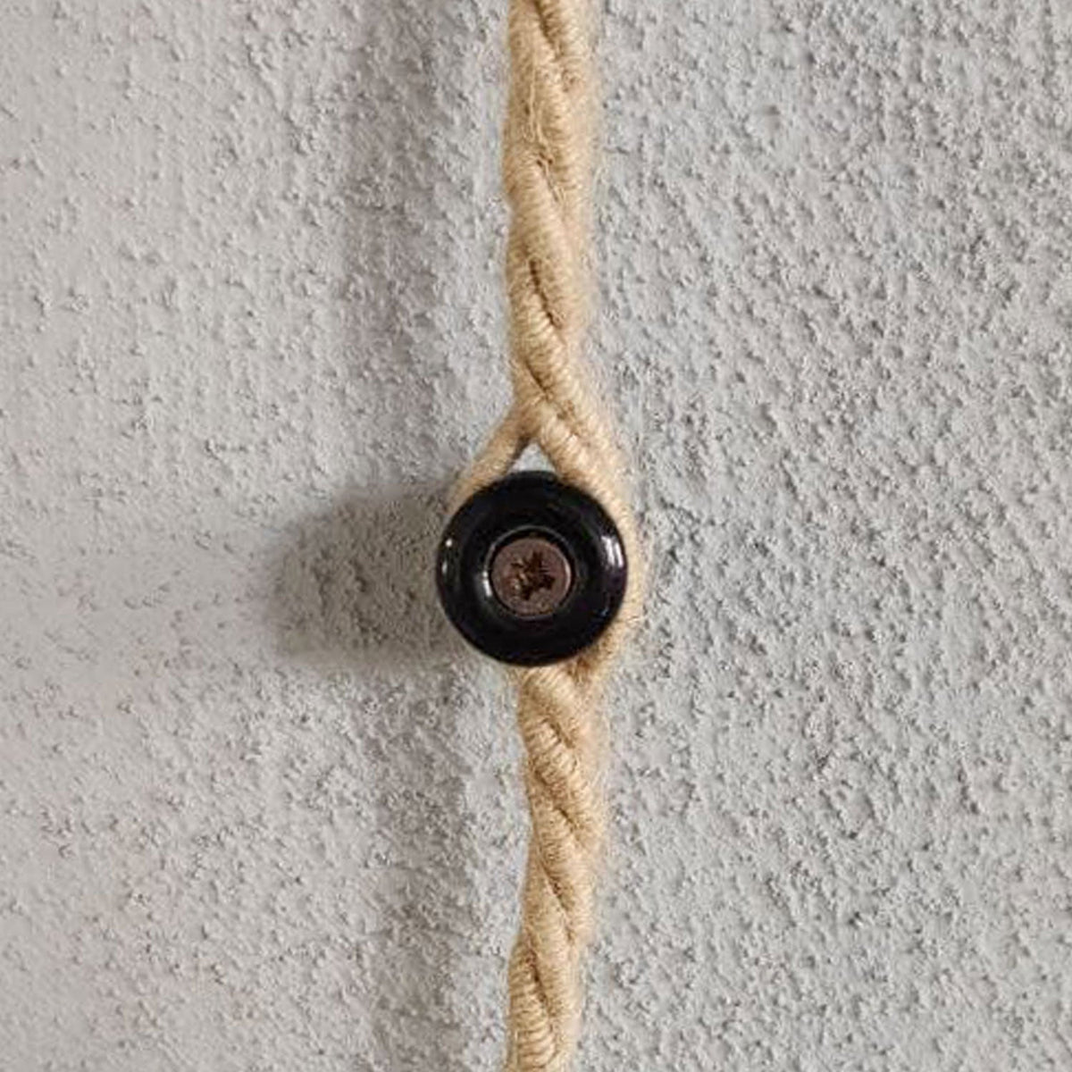 Porzellan-Isolator für Wandinstallation 18 mm – Schwarz – Ansicht 2