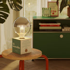 Kabellose Batterie-Lampe Cabless03 „Fai ammodino“ mit halbglänzender Glühbirne in Silberkugel-Optik - Tuttapolpa – Ansicht 2