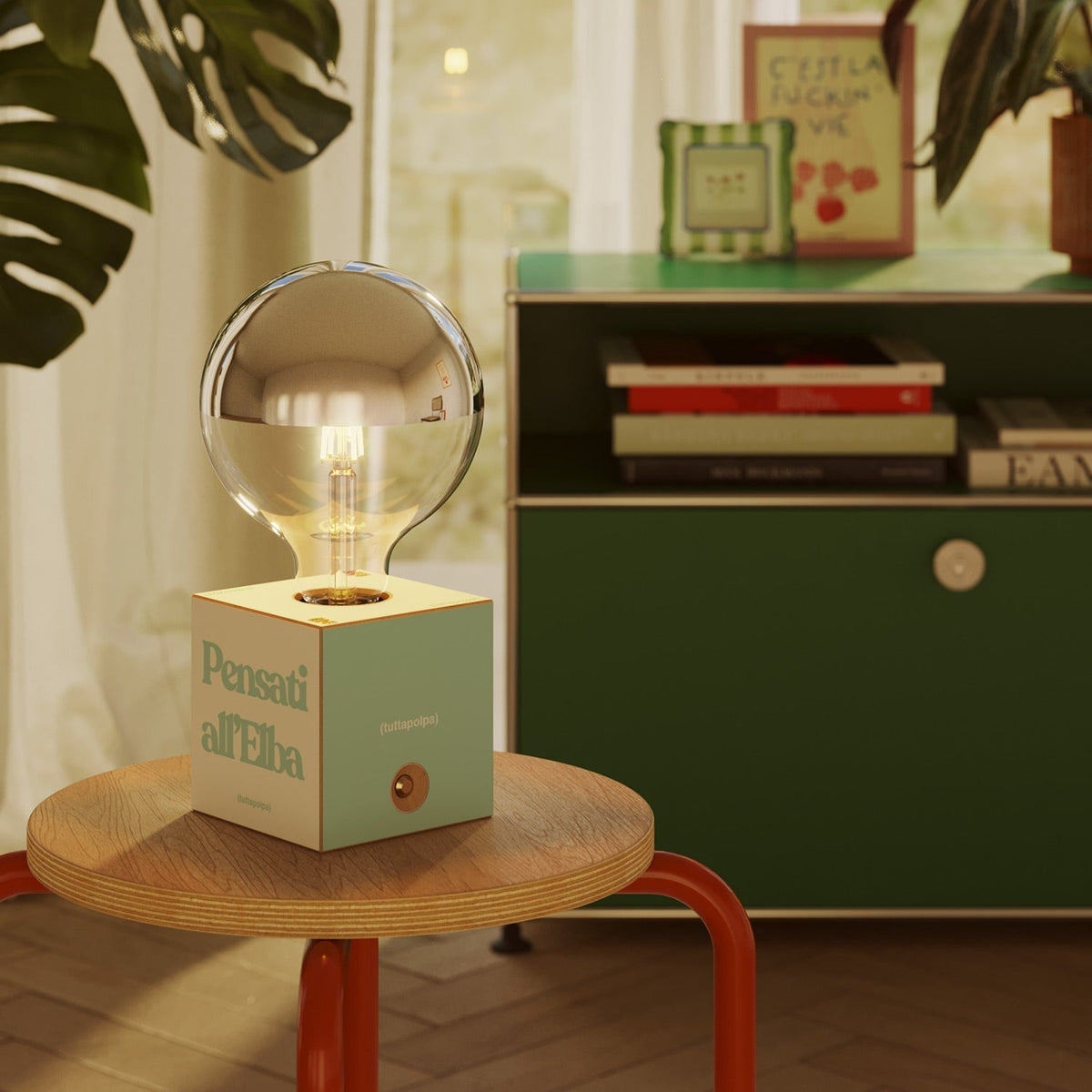 Kabellose Batterie-Lampe Cabless03 „Pensati all’Elba“ mit halbglänzender Glühbirne in Silberkugel-Optik - Tuttapolpa – Ansicht 2