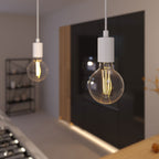 Pendelleuchte komplett mit Textilkabel und monochromen Metall-Finishes – Weiß – Ansicht 2