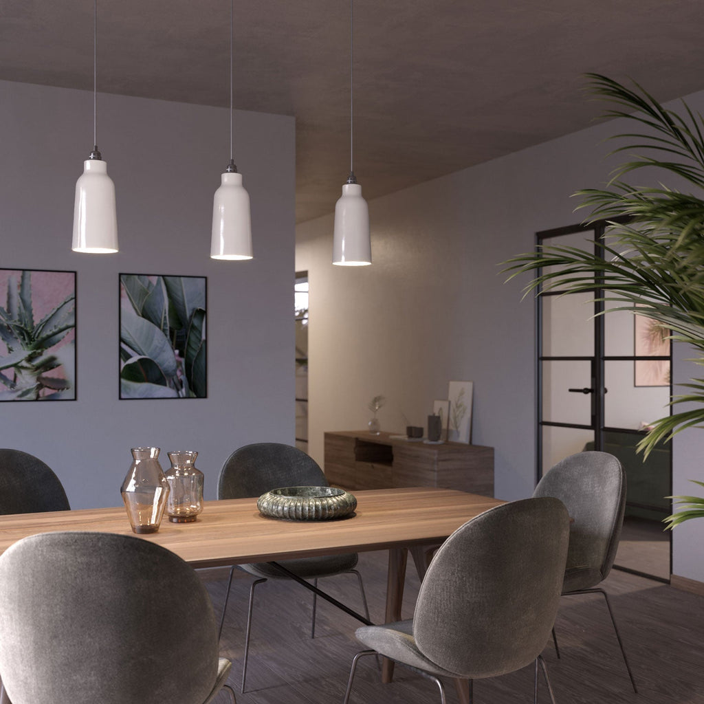 Pendelleuchte mit Textilkabel, Flaschenschirm aus Keramik und Metallic-Finishes – Hochglanz Weiß – Ansicht 2