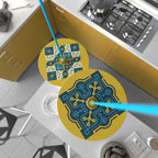 Pendelleuchte komplett mit Textilkabel, doppelseitigem Holzschirm UFO und Metallakzenten – ODD – Ansicht 3