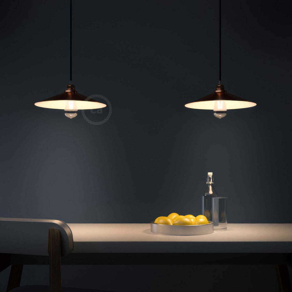 Pendelleuchte komplett mit Textilkabel, Swing-Schirm und Metall-Details – Kupfer – Ansicht 2