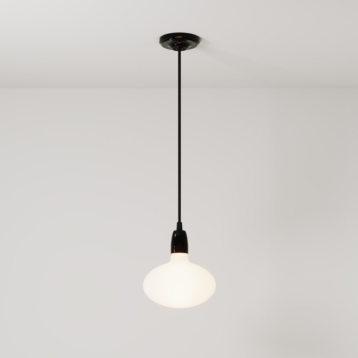Pendelleuchte mit Porzellanoberfläche mit Glühbirnen LED Ellipse mit Porzellan-Effekt – Schwarz