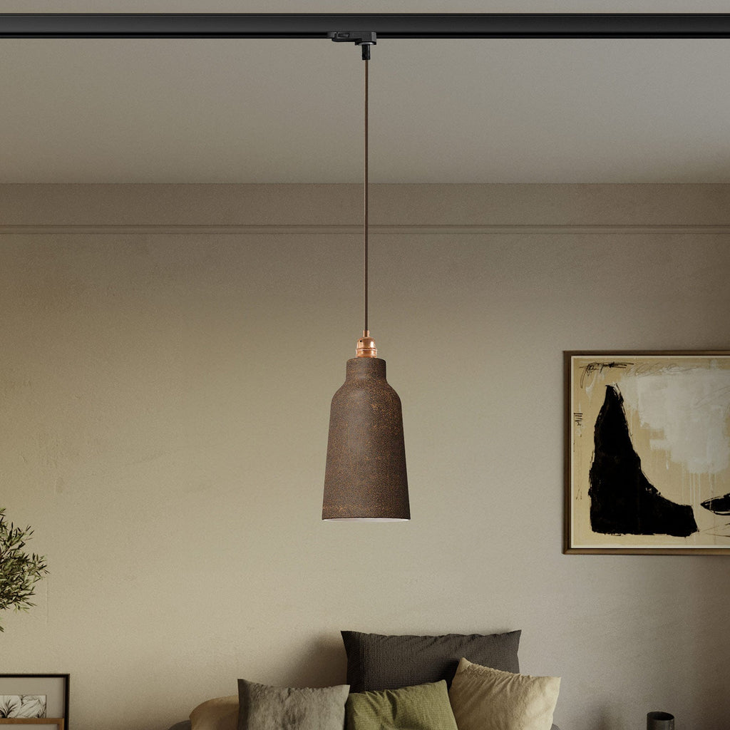 Hängelampe mit Flaschenschirm und Schienenadapter – Cortenoptik – Ansicht 2