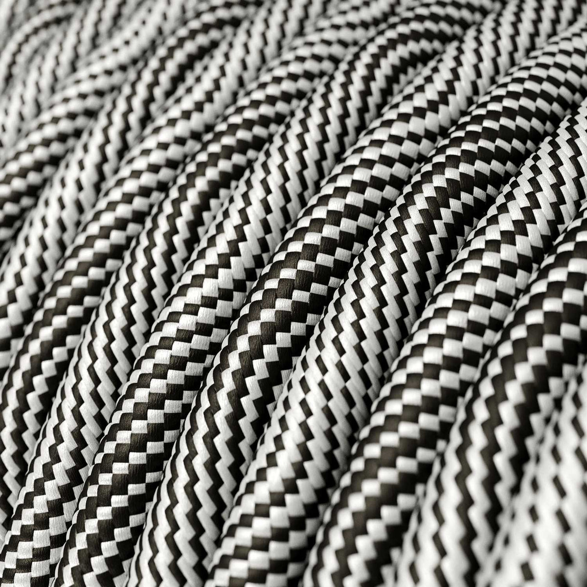 Pendelleuchte mit geriffeltem Aluminium-Lampenträger für Schienensystem – Satin Titan – Ansicht 3