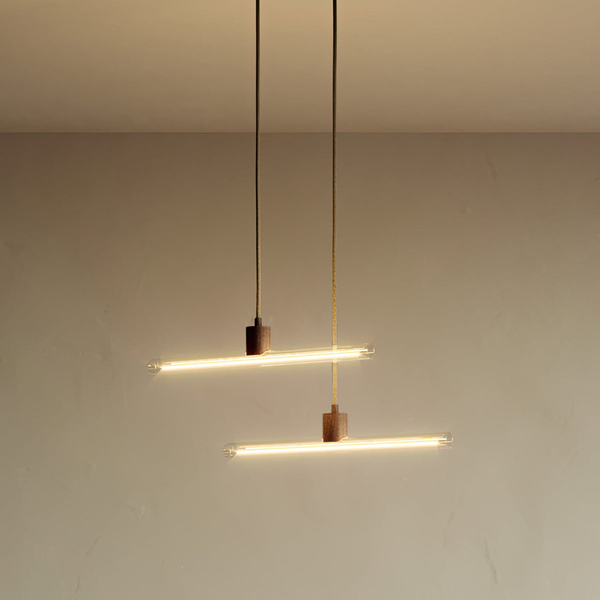 Pendelleuchte esse14 mit S14d-Fassung – Wengé-Effekt – Ansicht 3