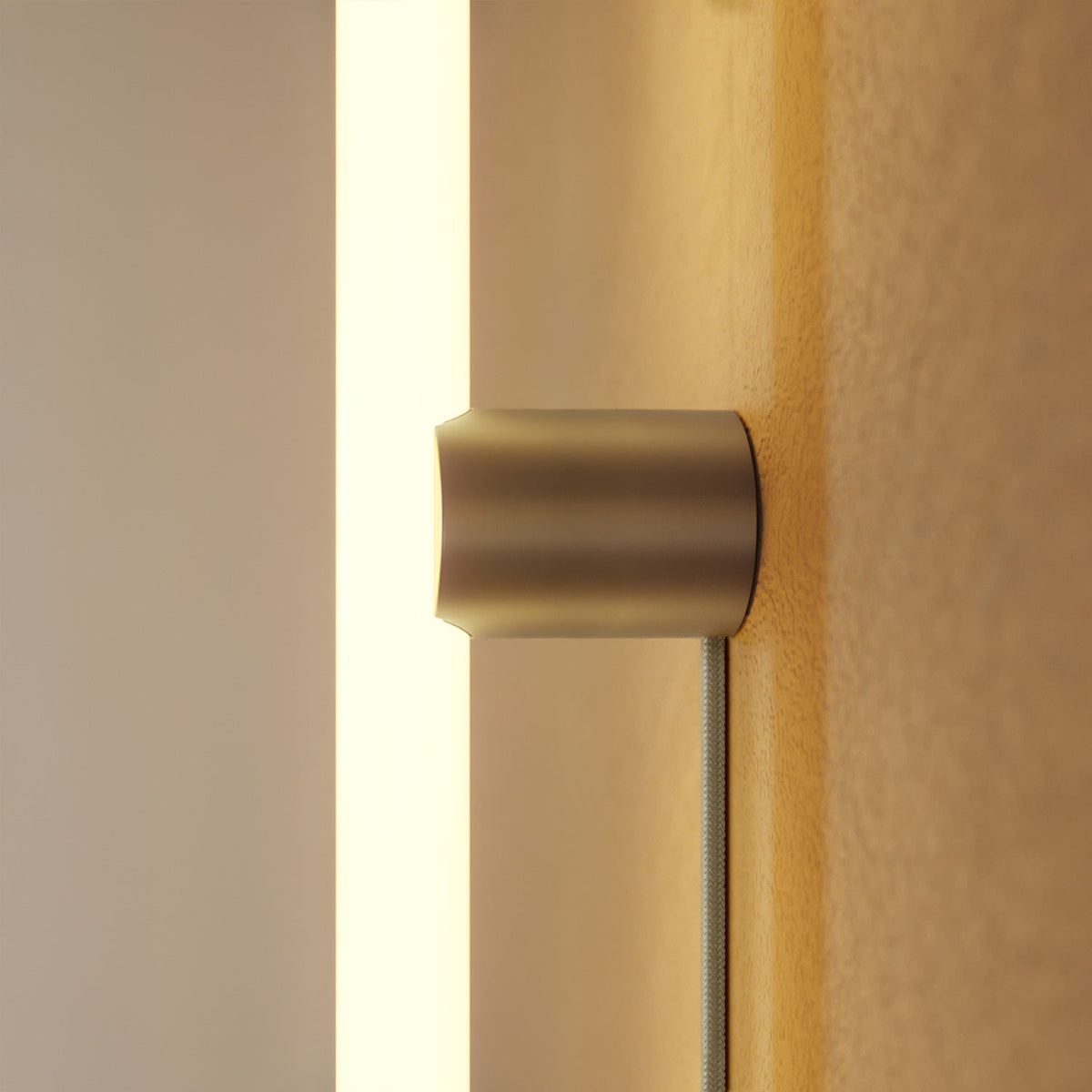 Lampe mit Stecker, Metallfinish und linearer LED-Lampe S14d – Satinierter Titan – Ansicht 3