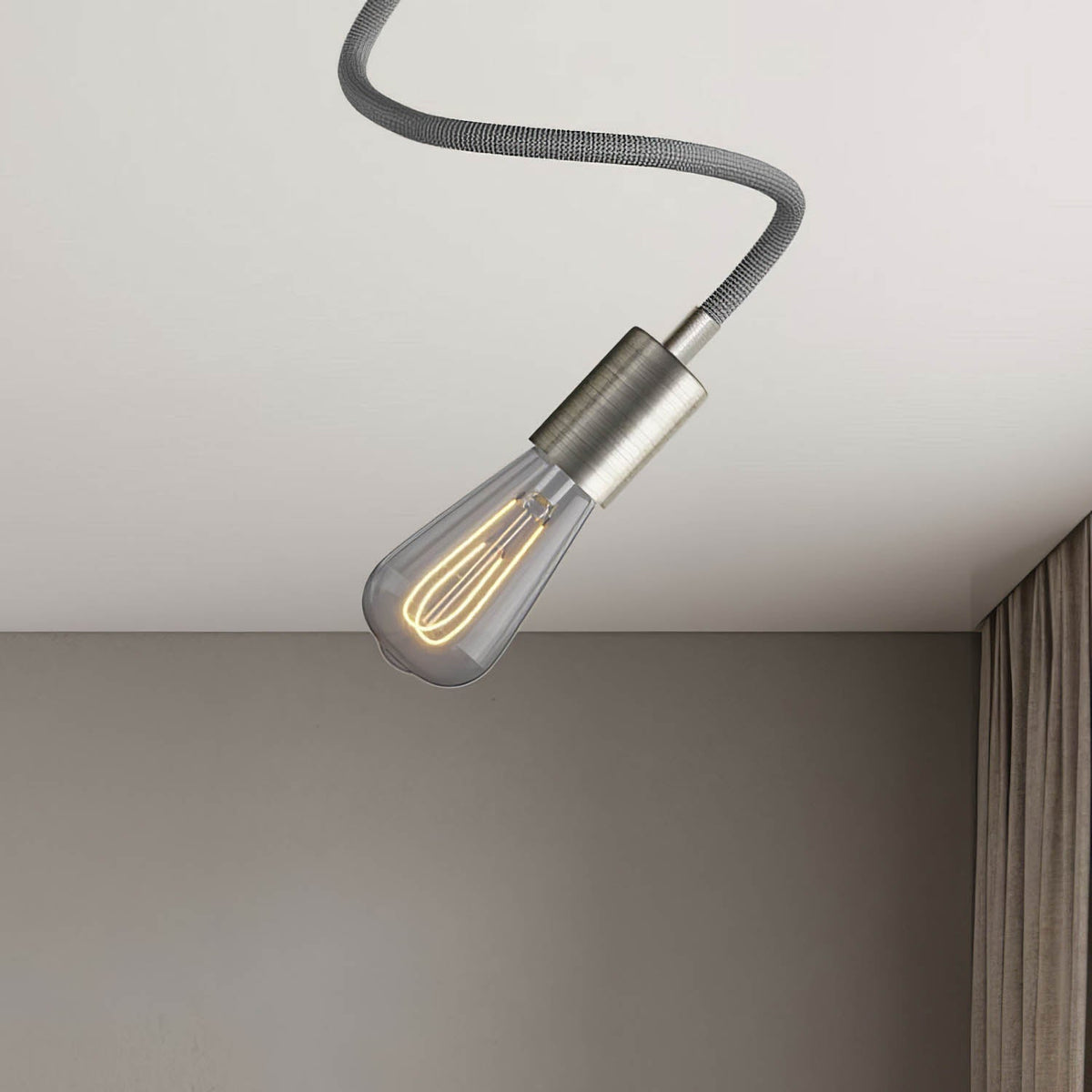 Creative Flex 60 cm Wand- oder Deckenleuchte - Satin-Titan – Ansicht 3