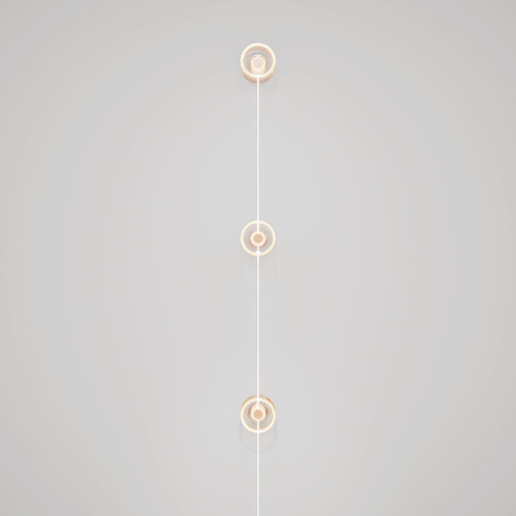 Wandleuchte Spostaluce mit Stecker, 3 Ghost-Glühbirnen und weißem Kabel