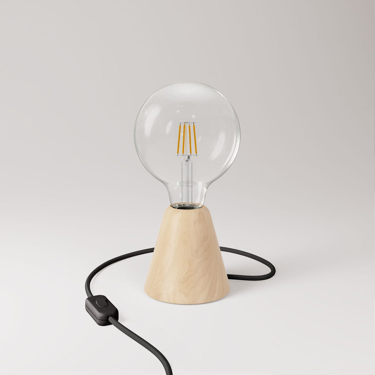 Tischlampe mit Sockel aus Erle, transparenter Glühbirne, Kabel RM04 und EU-Stecker