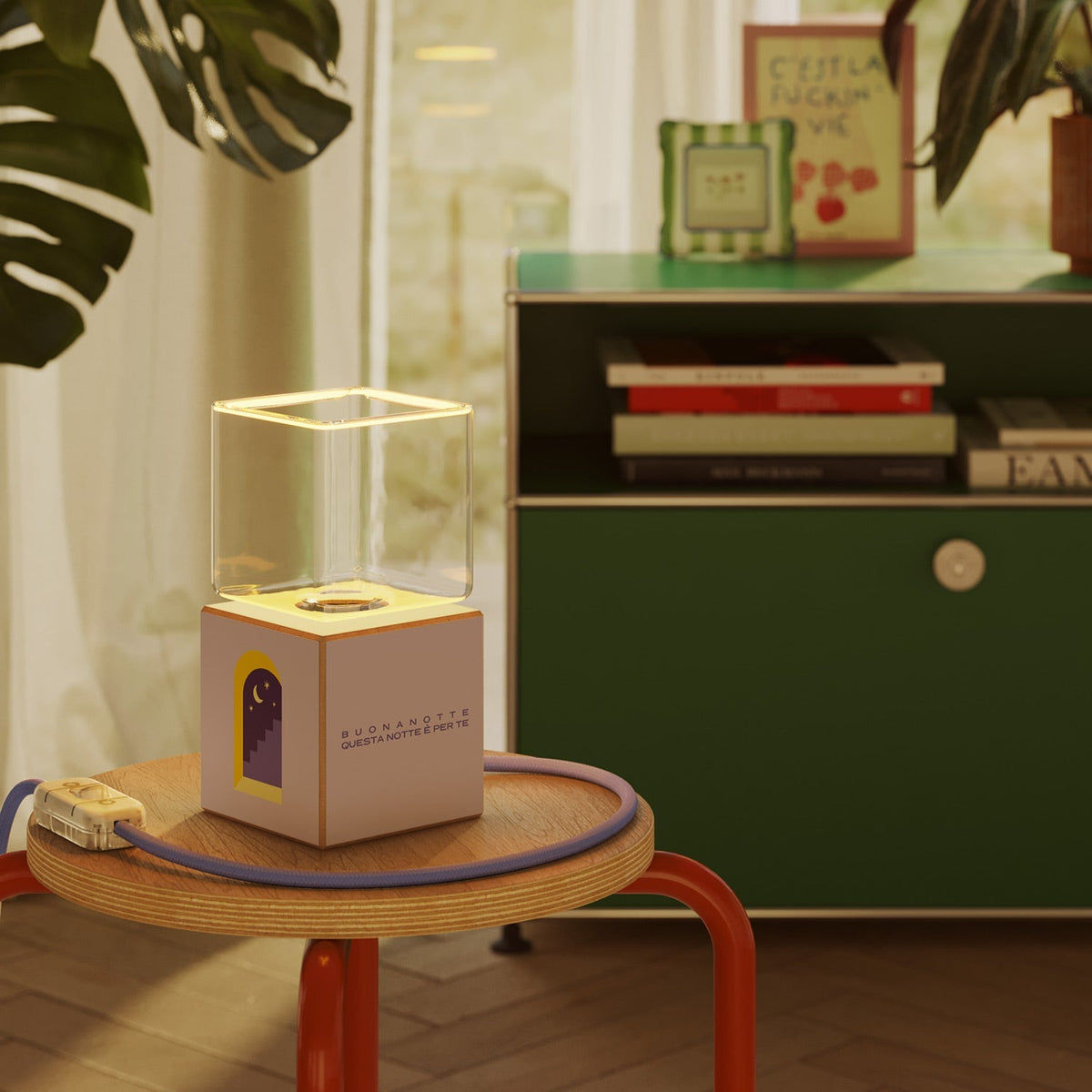 Tischlampe Cubetto „Buonanotte fiorellino“ mit Ghost-Glühbirne – Santomanifesto – Ansicht 2