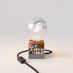 Cubetto Tischlampe mit Glühbirne Globo mit halbverspiegelter Silberkugel - PosterLad – Ansicht 4