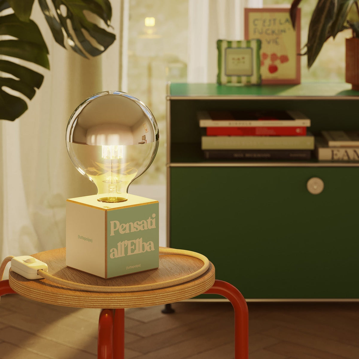 Tischlampe Cubetto „Pensati all’Elba“ mit Glühbirnen-Globe, halbverspiegelte Silberkugel - Tuttapolpa – Ansicht 2