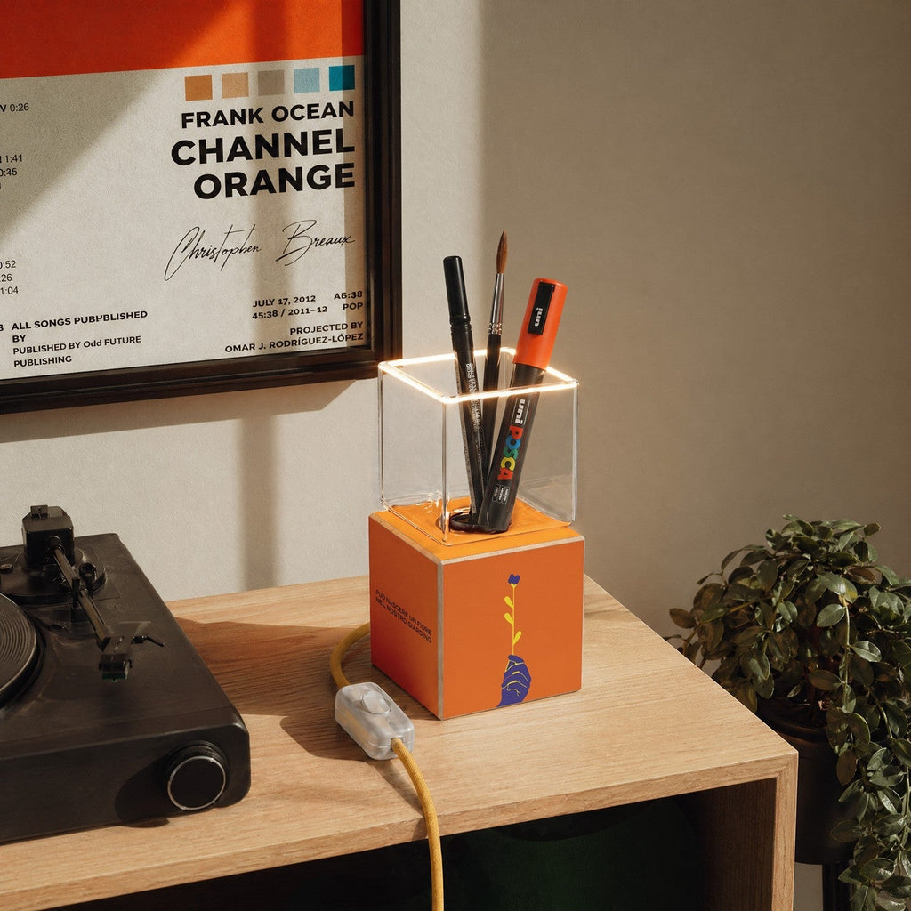 Tischlampe Cubetto „Può nascere un fiore“ mit Ghost Glühbirne - Santomanifesto – Ansicht 3