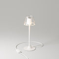 Tischlampe MAG-Y G07 mit rundem Metallfuß – Mattweiß