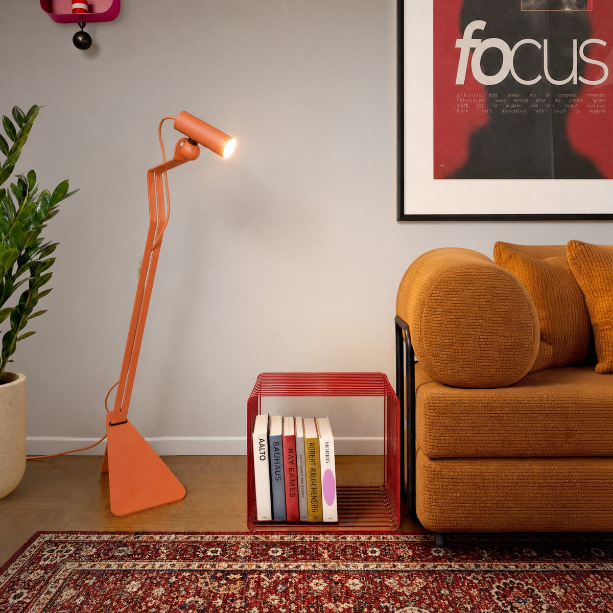 Neigbare Stehleuchte mit verstellbarem magnetischem Spots – Mario Tubo – Orange – Ansicht 2