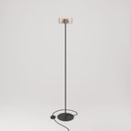 Stehlampe MAG-Y mit runder Metallbasis und Ghost Smoky-Leuchtmittel – Schwarz