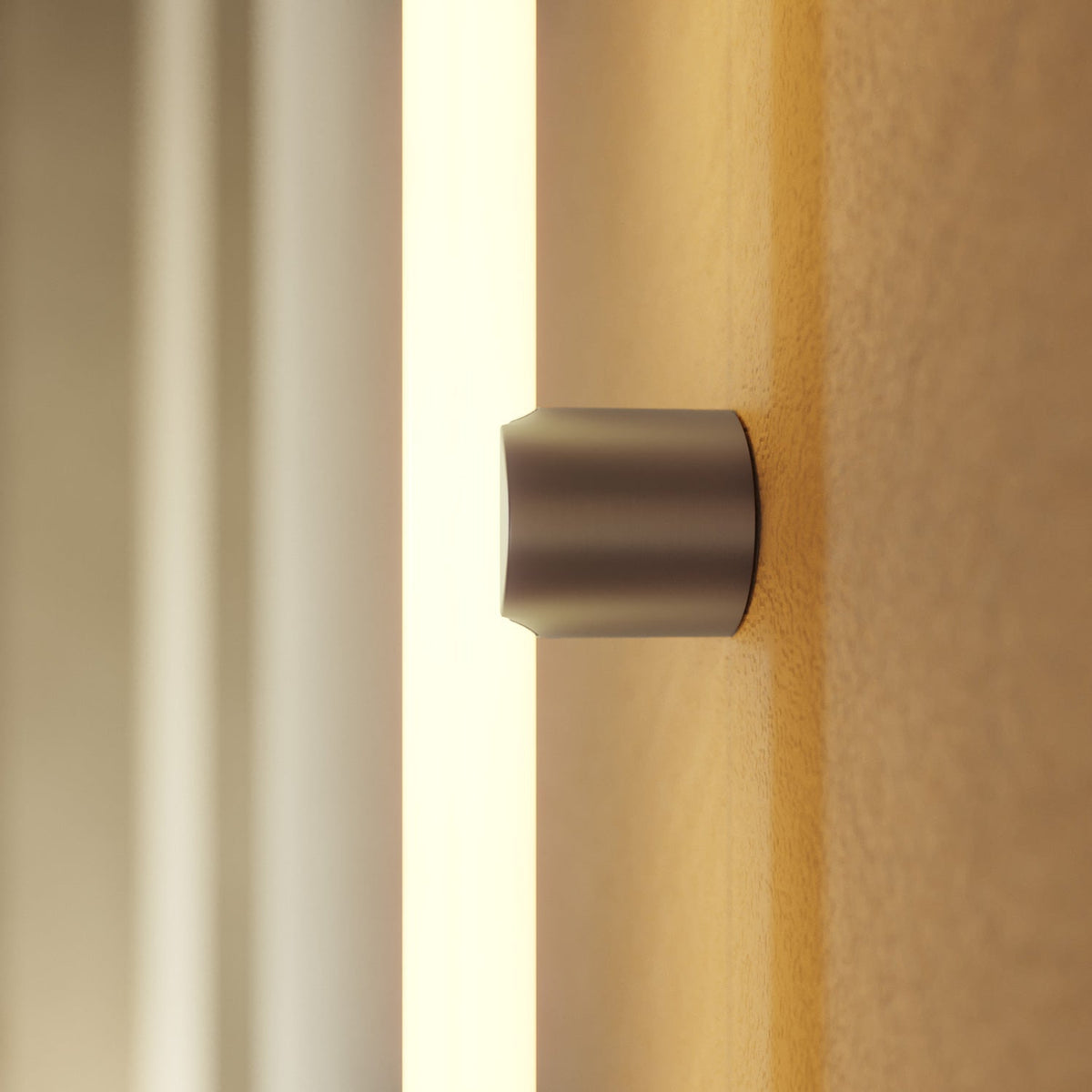 Metalllampe für Wand oder Decke mit linearem LED-Leuchtmittel S14d – Satin-Titan – Ansicht 3