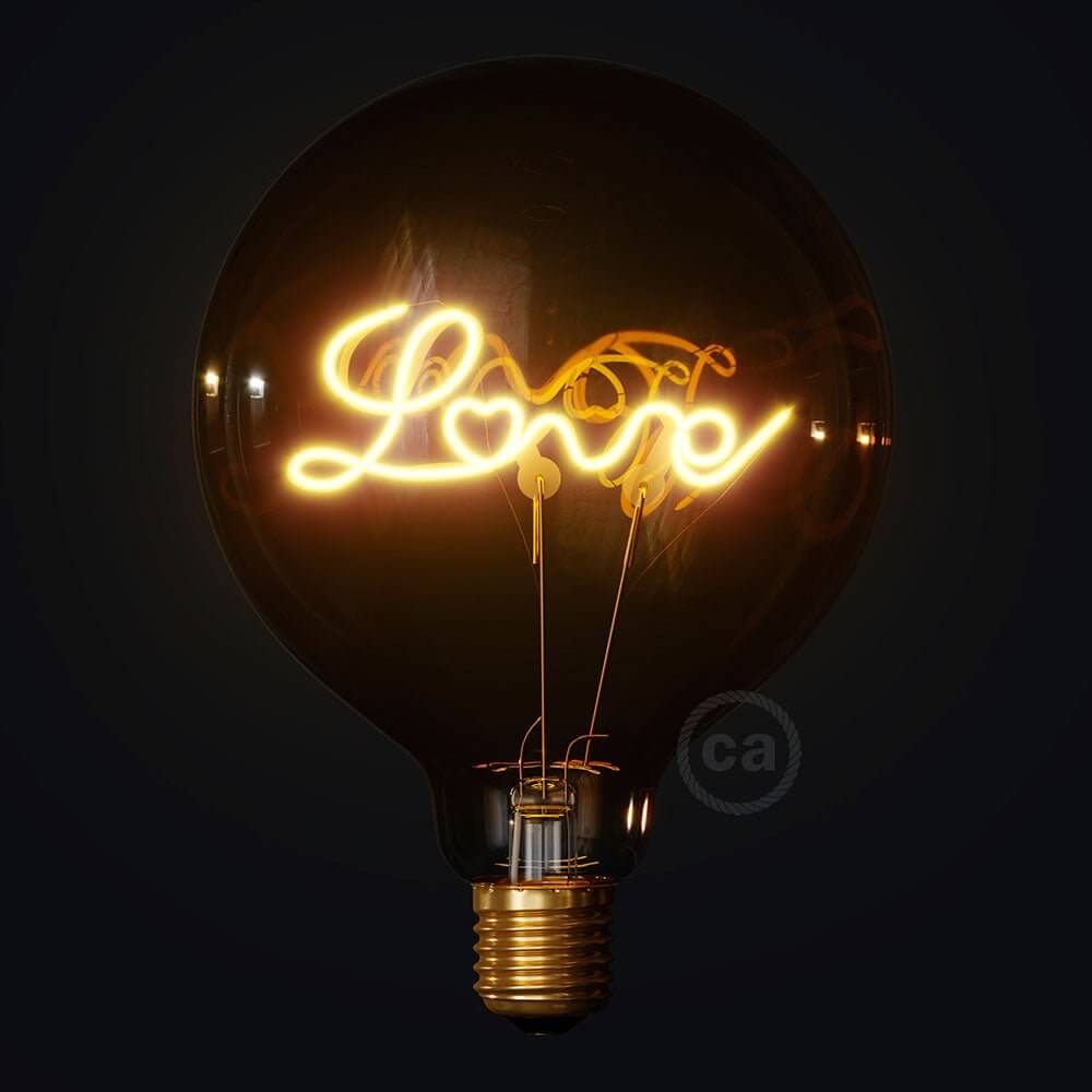 Goldene LED-Lampe für Globe G125 Sockel Einzel-Glühfaden „Love“ 5W 250Lm E27 2000K dimmbar – Ansicht 2