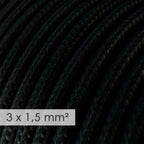 Deutsche Mehrfachsteckdose mit glänzend schwarzem Stoffkabel und Schuko-Stecker mit Komfort-Ring. – Ansicht 2