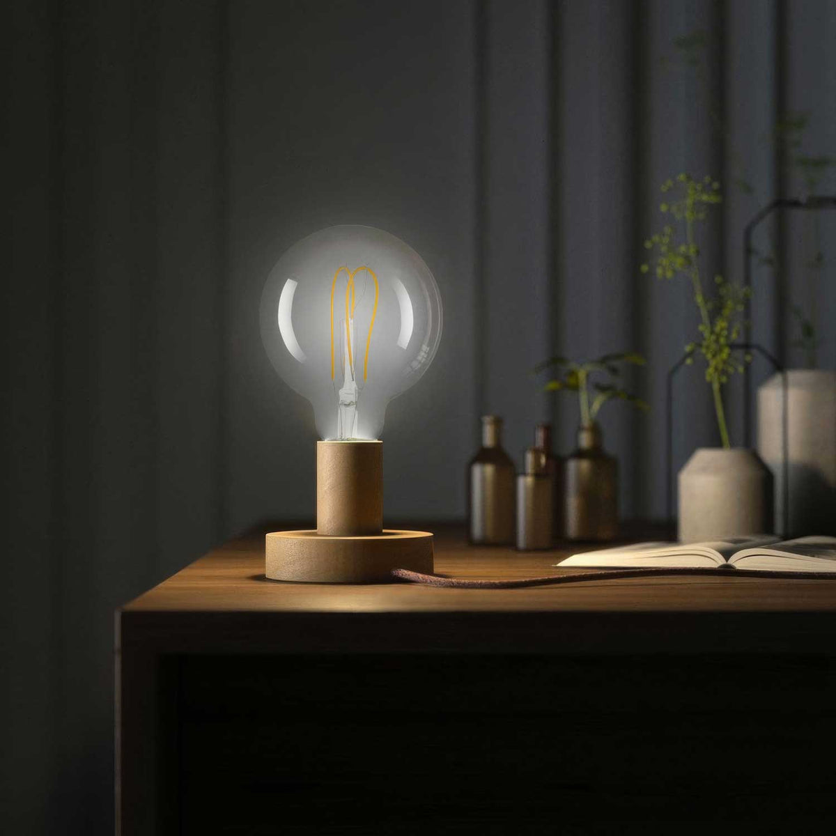 Posaluce – Tischleuchte Holz Small – Neutral – Ansicht 2