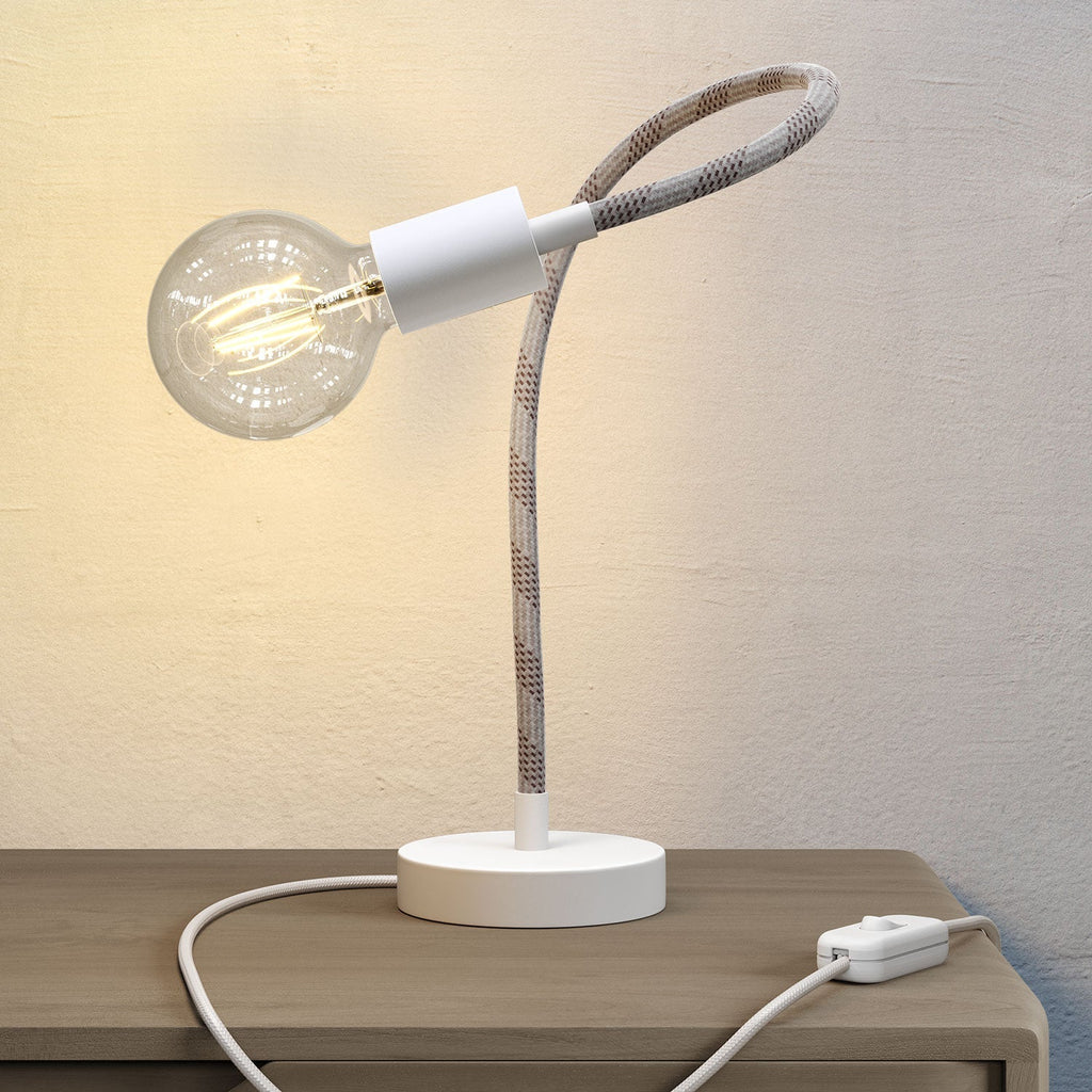Table Flex Tischleuchte mit flexibel einstellbarem Licht – Mattweiß – Ansicht 2